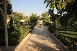 فروش باغ ویلا مسکونی 2700 متری در محمدشهر محمدشهر