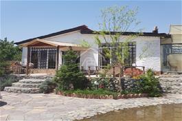 فروش باغ ویلا مسکونی 1250 متری در کردان کرج
